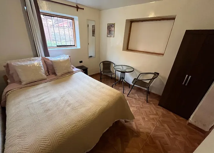 Intihuatana Guest house *